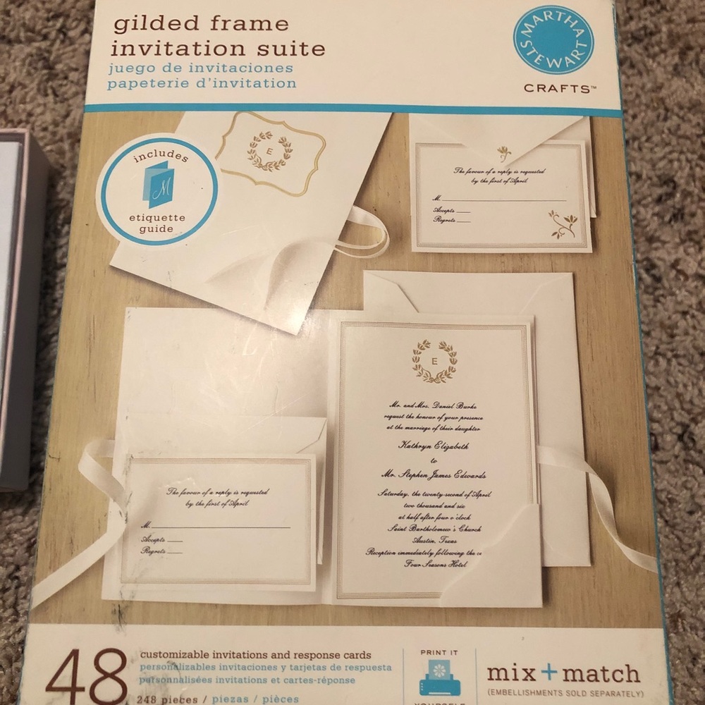 Customizable invitations